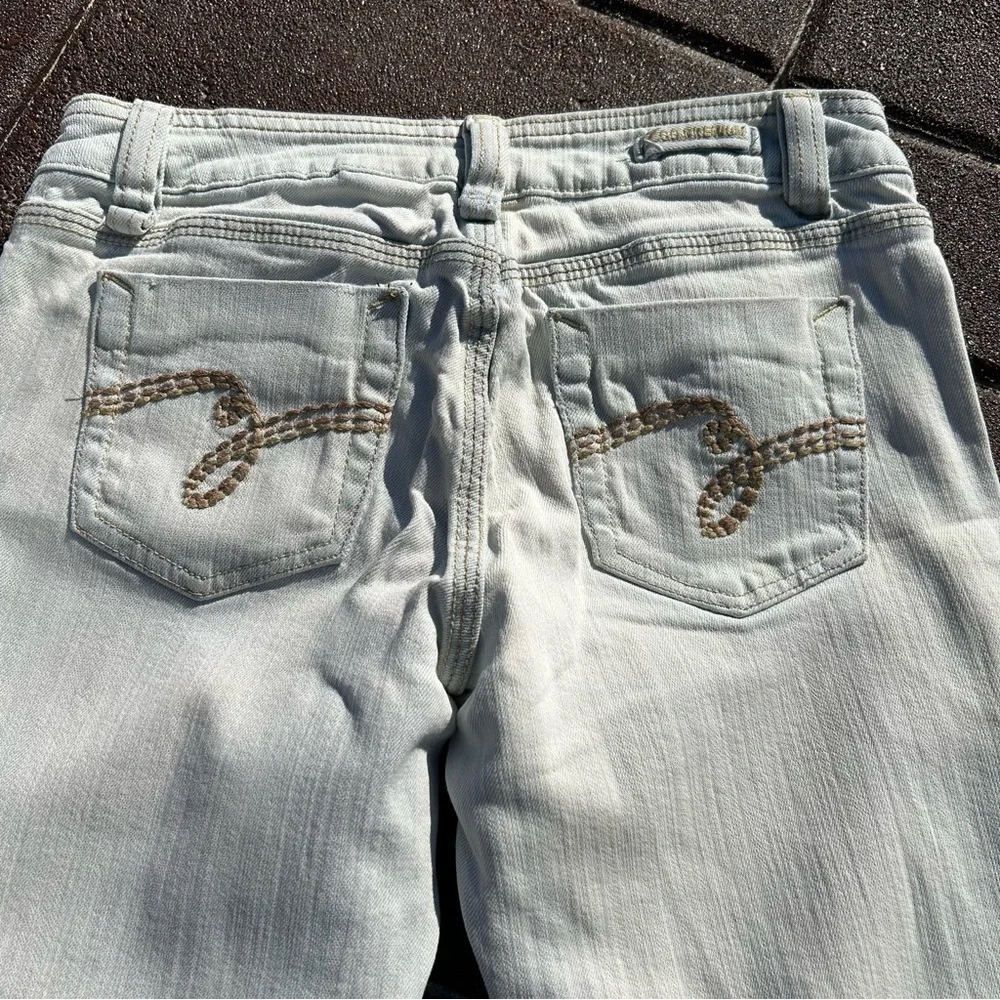 ZCO Women’s Light Wash Boot Cut Jeans - Picture 7 of 8
